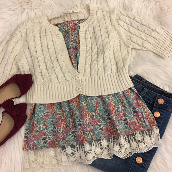 Daytrip Sweaters - Cream Daytrip cardigan (cropped style)!